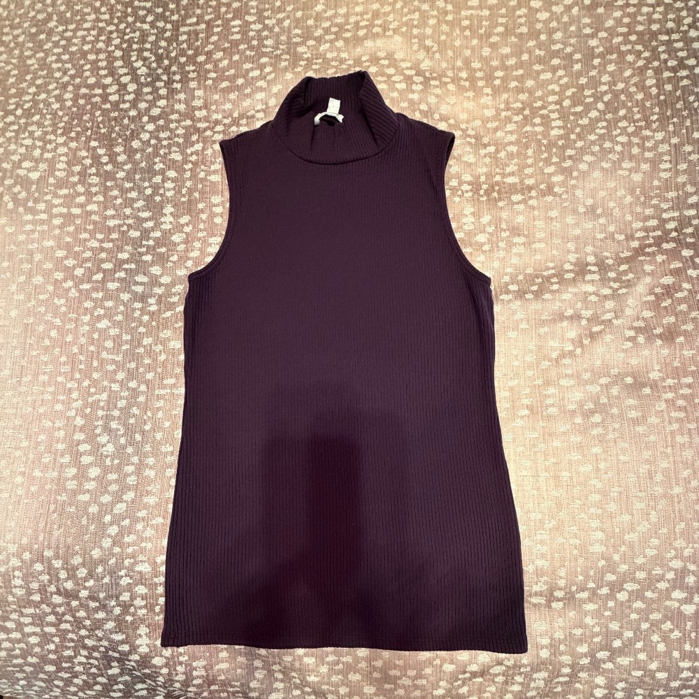 Athleta Ribbed Sleeveless Turtleneck Tank | Plum Purple | Size Small